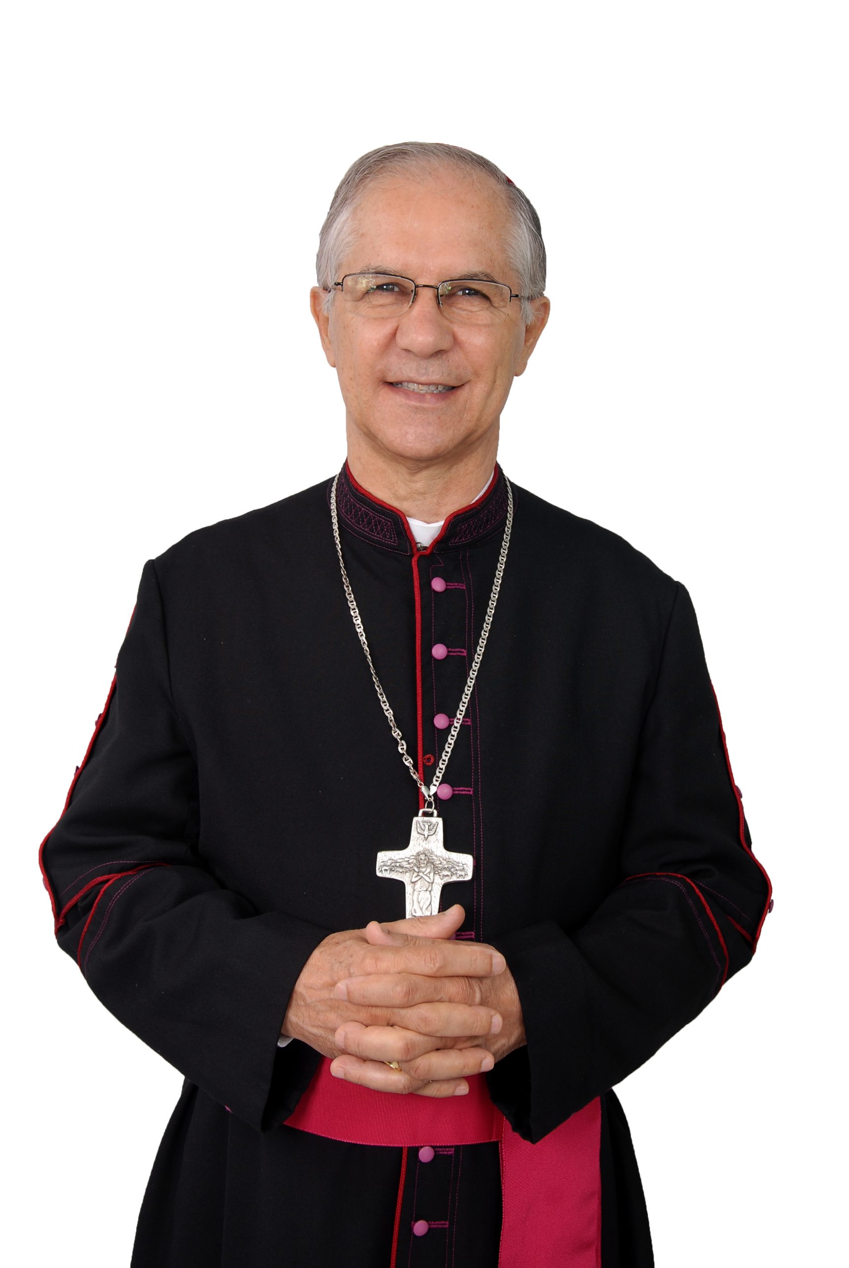 Dom Juarez Delorto Secco é o novo bispo da Diocese de Caratinga